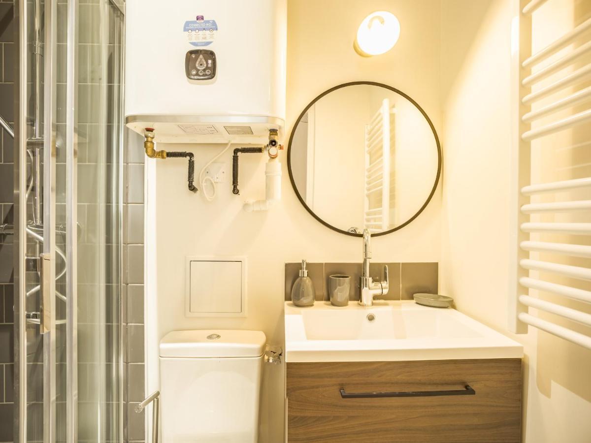 Ateliers Begand Studio 3 - Proximite Gare - Parking Offert Appartamento Troyes Esterno foto